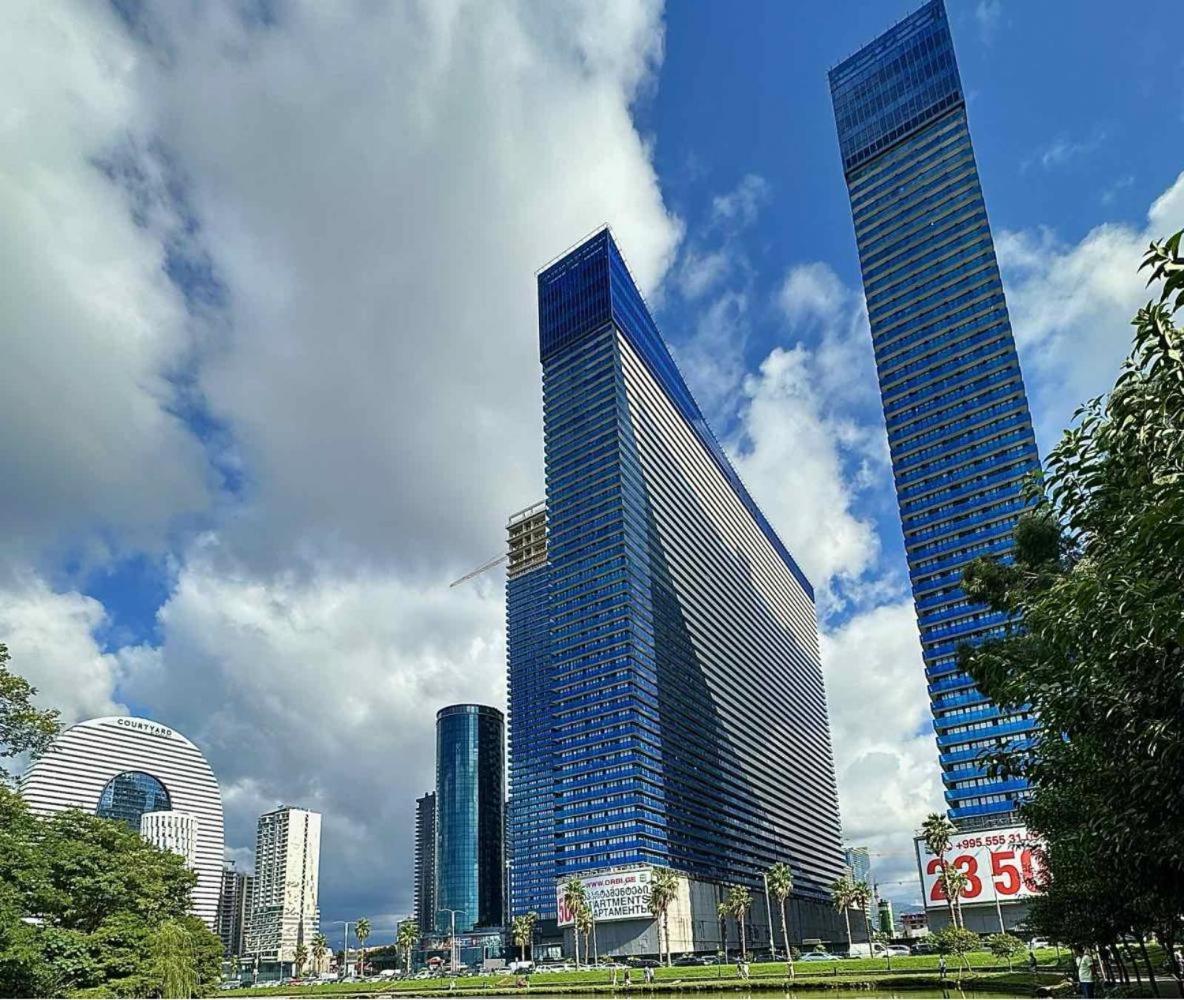 Orbit City Batumi Hotel Ngoại thất bức ảnh