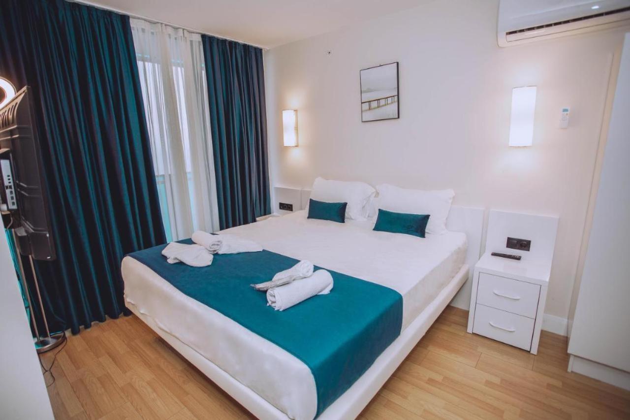 Orbit City Batumi Hotel Ngoại thất bức ảnh